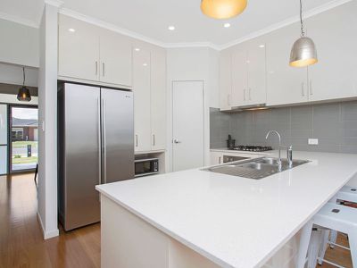 20 Press Road, Brooklyn Park