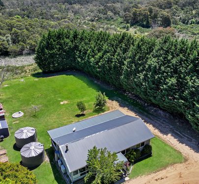 8 Seymour Street, Majors Creek