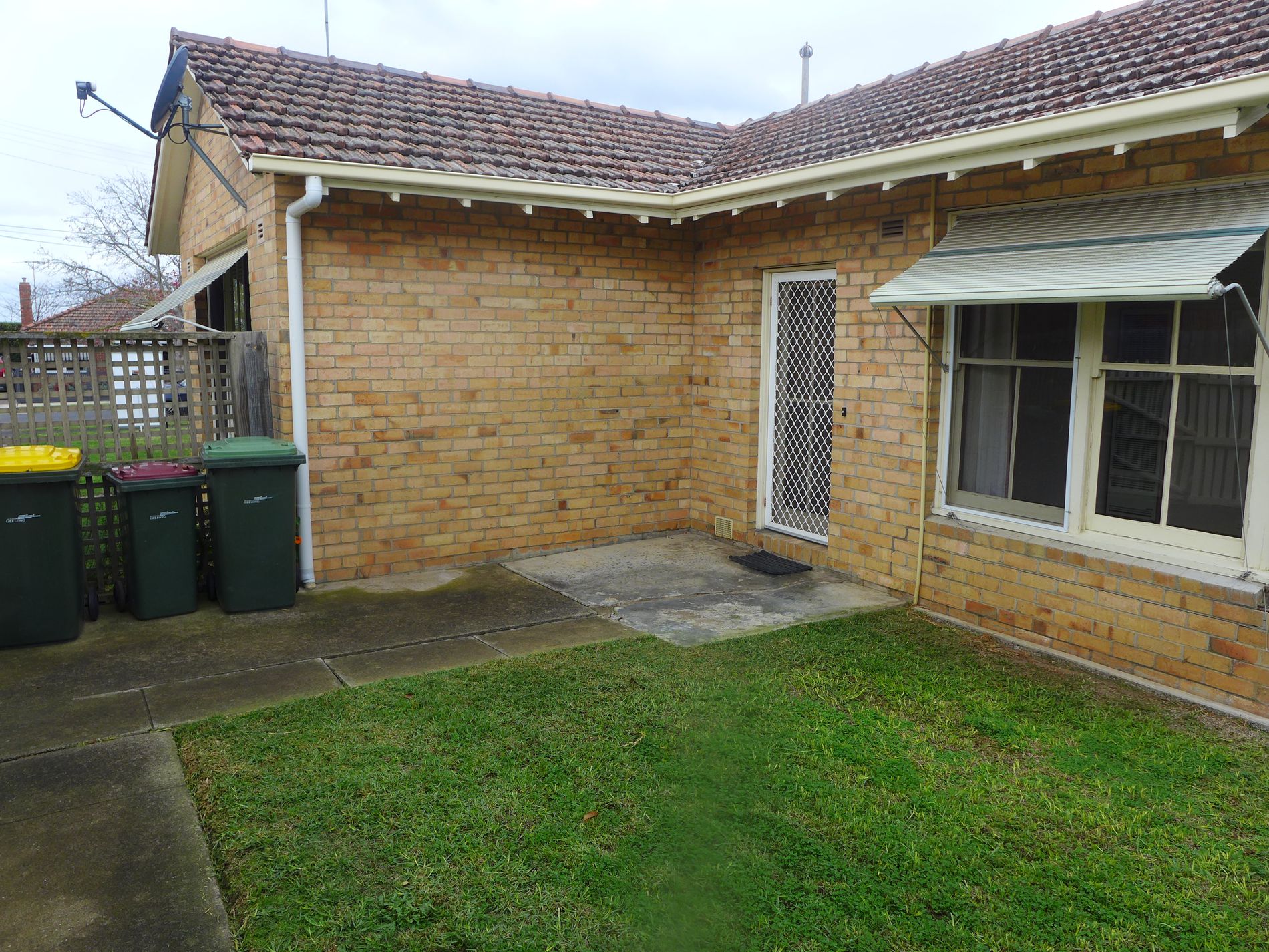 8 Garlick Avenue, Newtown