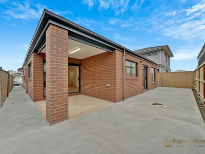 42 Social Street, Tarneit