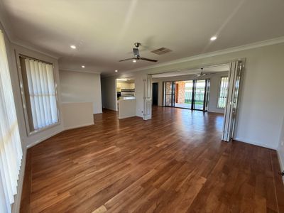 11 Dunheved Circle, Dubbo