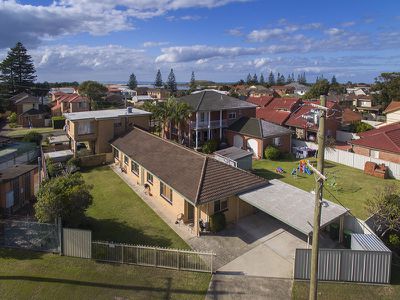 2 / 59 Pur Pur Avenue, Lake Illawarra