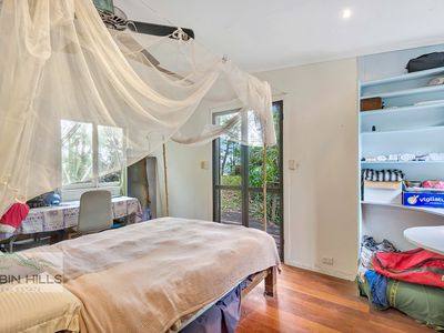 59 Abbey Road, Jiggi