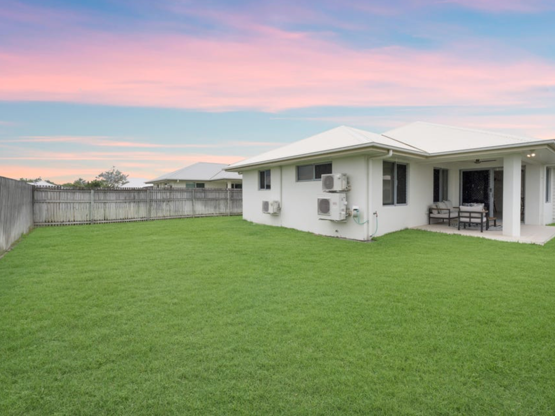 15 Stockton Elbow, Mount Louisa
