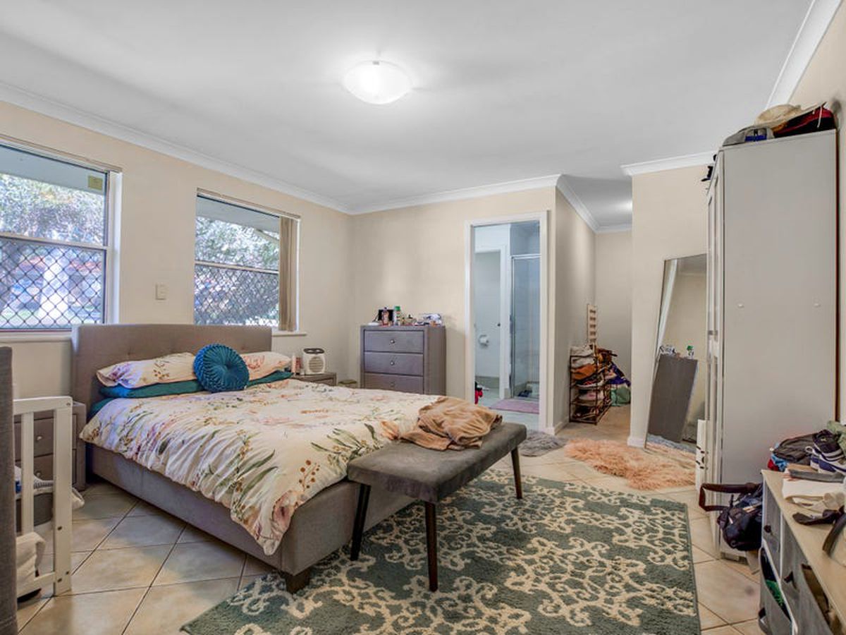 8 Stevington Street, Kelmscott