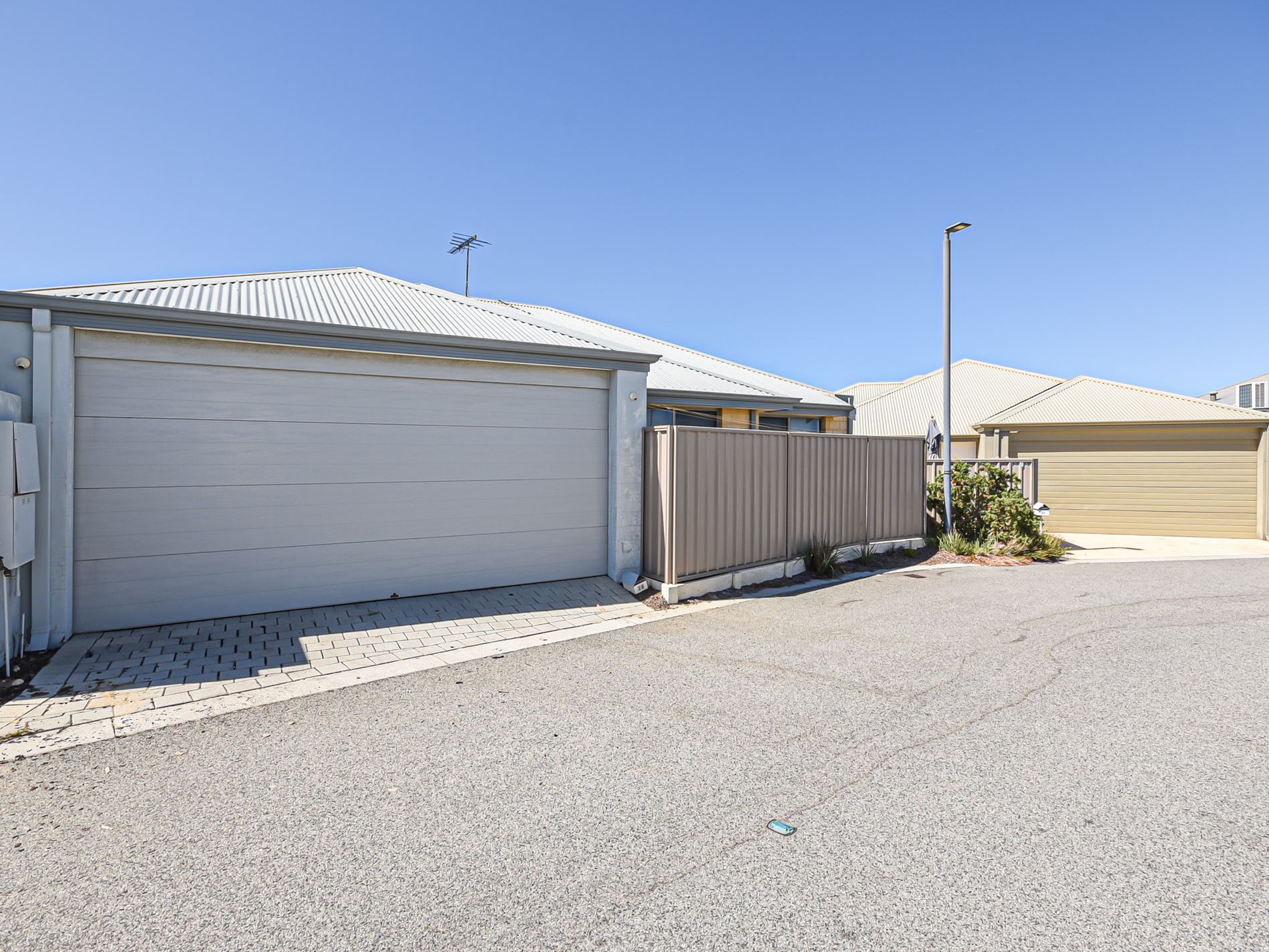28 / 23 Bakana Loop, Landsdale