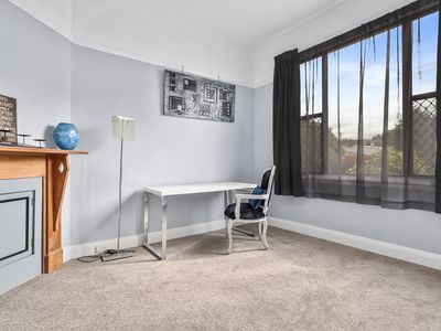 4 Leslie Street, South Launceston