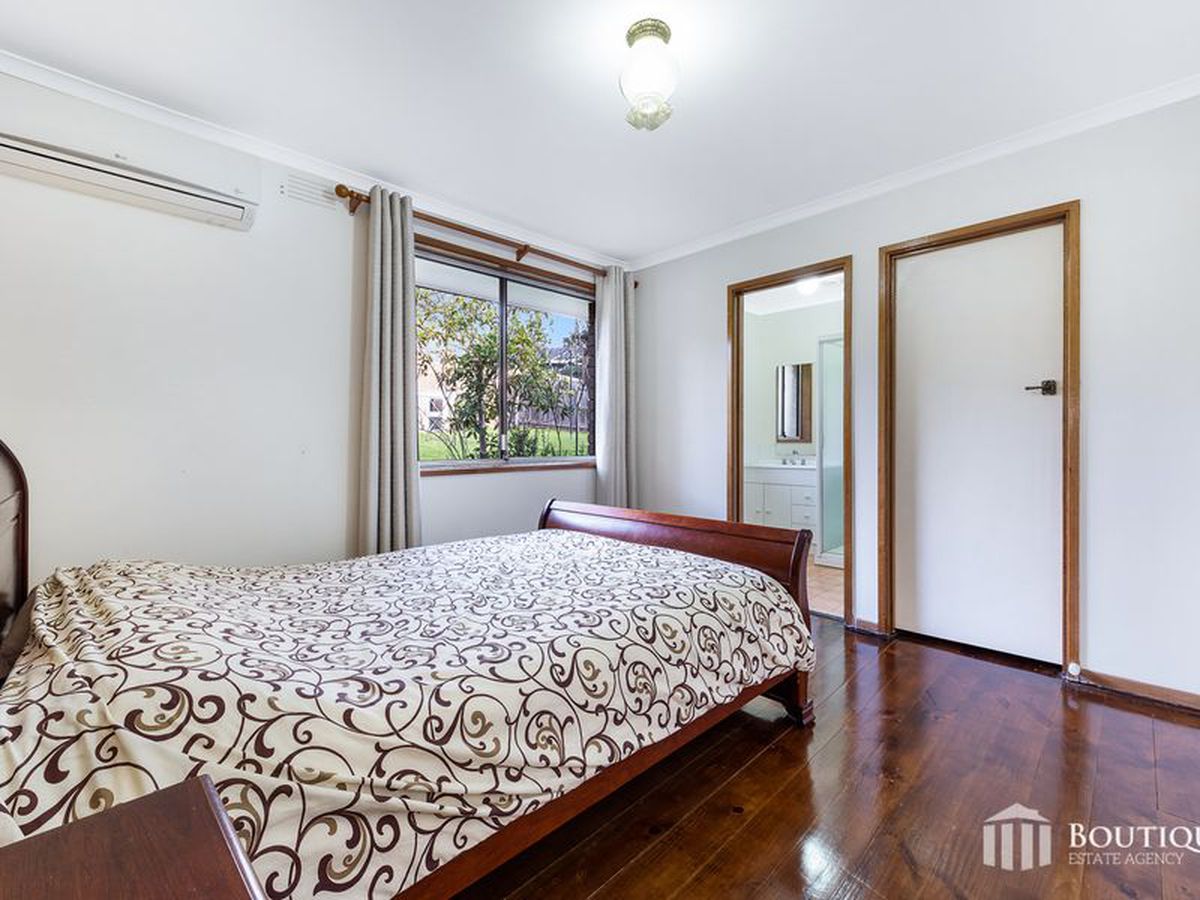 2 Hampton Court, Dandenong North