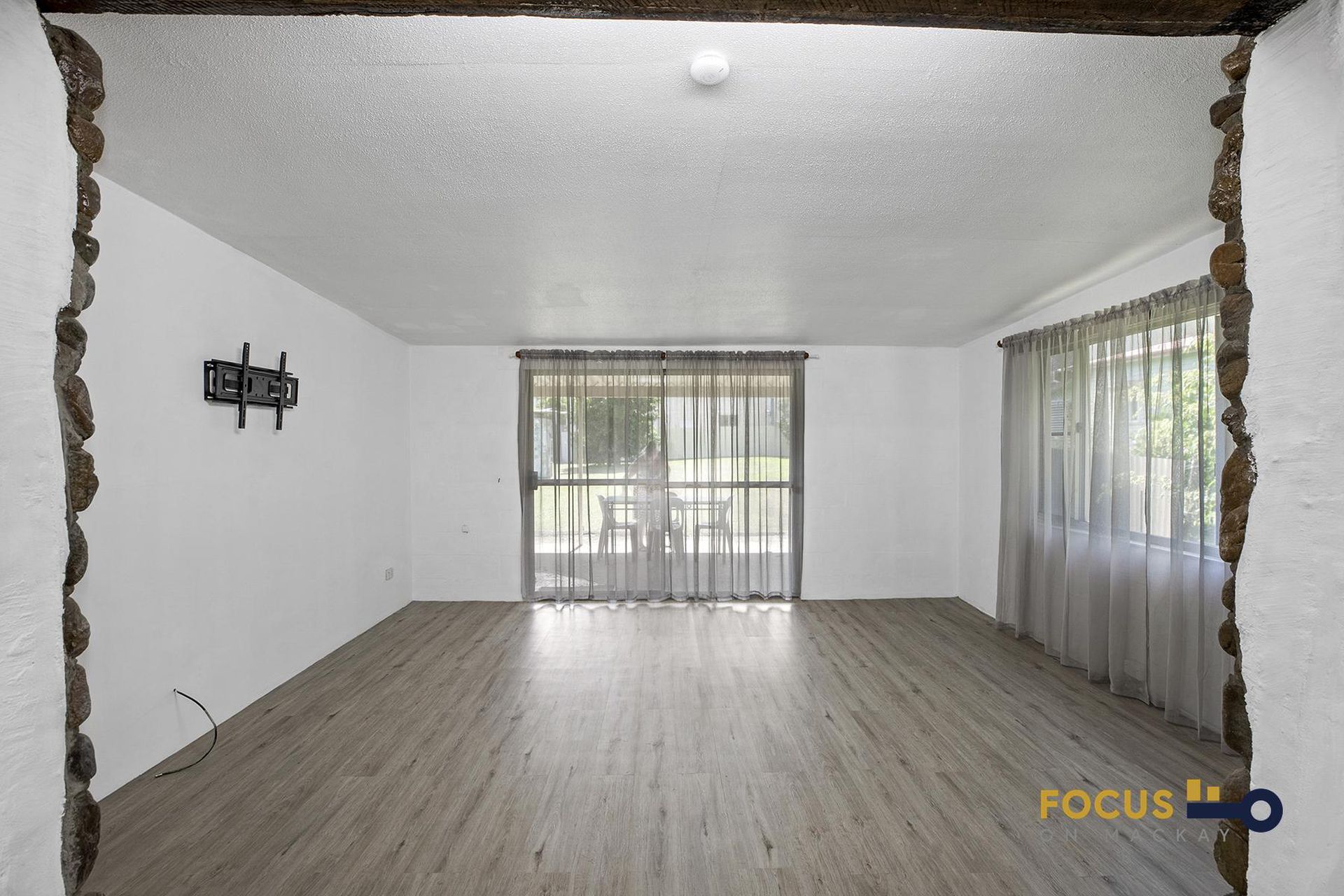 22 Maralyn Ave, Grasstree Beach