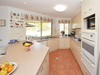 25 Emmaline Drive, Maiden Gully