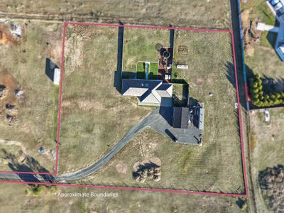 39 Lachlan Court, Brighton