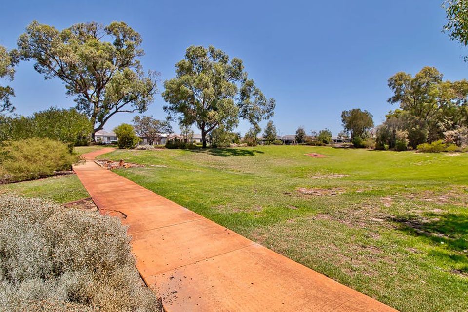 28 Dolomite Avenue , Wellard