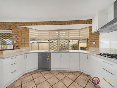 11 Starlet Court, Maddington