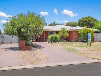 3 Compton Court, Hannans