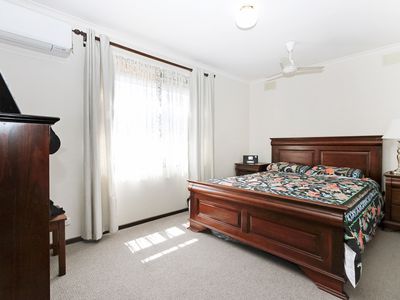 24 Boomerang Place, Heathcote