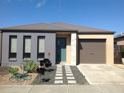 1 / 37 Barrabool Crescent, Leopold