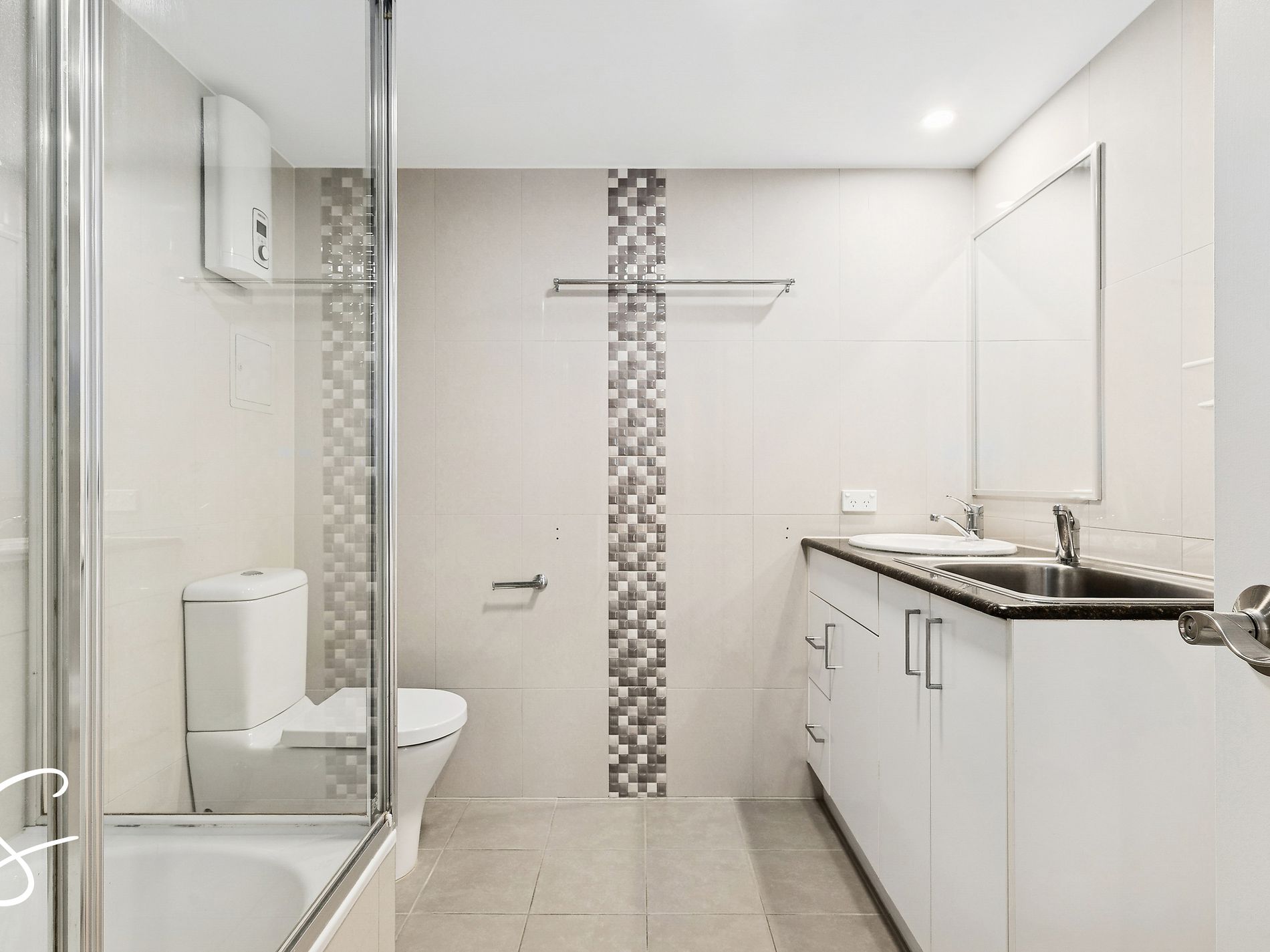 4 / 25 Birdwood Road, Holland Park West