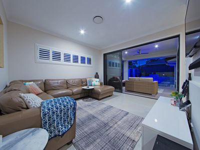 66 Feathertail Place, Wakerley