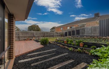 95 Fieldstone Boulevard, Beaconsfield