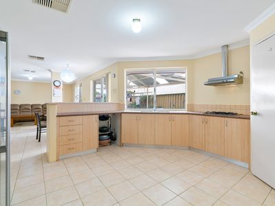 15 Tranby Way, Bertram