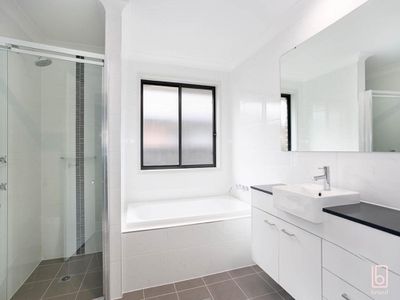 32 Caravel Street, Hamlyn Terrace