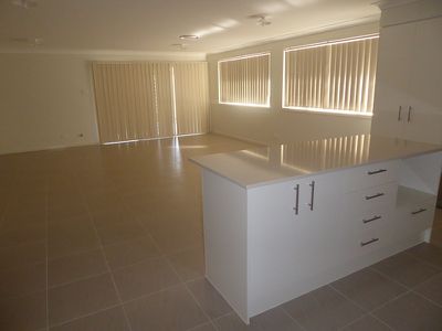 214 South Circuit, Oran Park