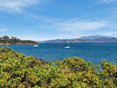 33 Fourth Avenue, Dodges Ferry