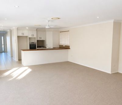 8 The Patio, Tamworth