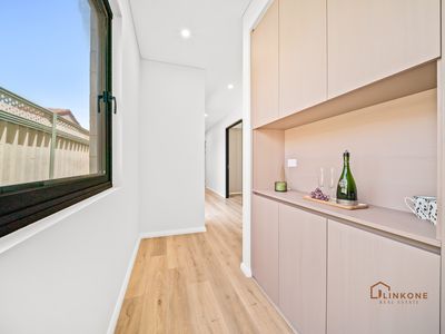 8B Castlereagh Close, Willetton