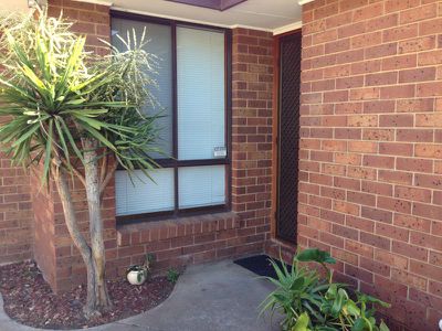 Unit 2 / 163 Rosella Avenue, Werribee