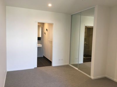 710 / 495 Rathdowne Street, Carlton