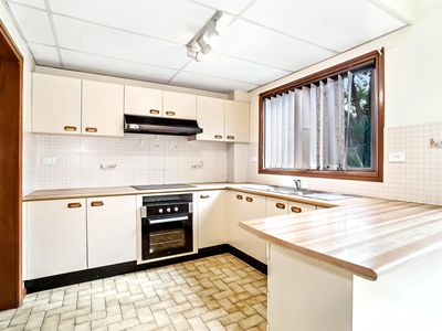 3 / 40 Carnavon Crescent, Georges Hall