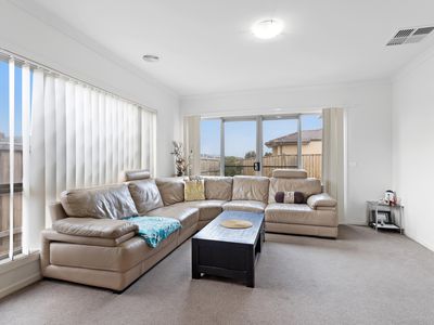 49 Basinview Drive, Tarneit