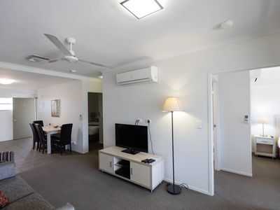 18 / 11 Bacon Street (Oaks Apartments) , Moranbah