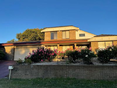 2 Aurora Grove, Willetton