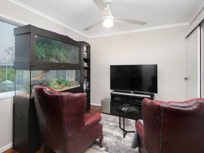 33 Dehlia Street, Marsden