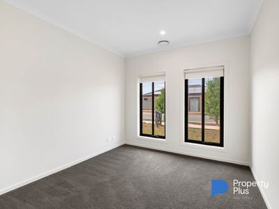 67 Blossom Drive, Epsom