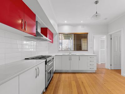 10 Donald Street, Sunshine