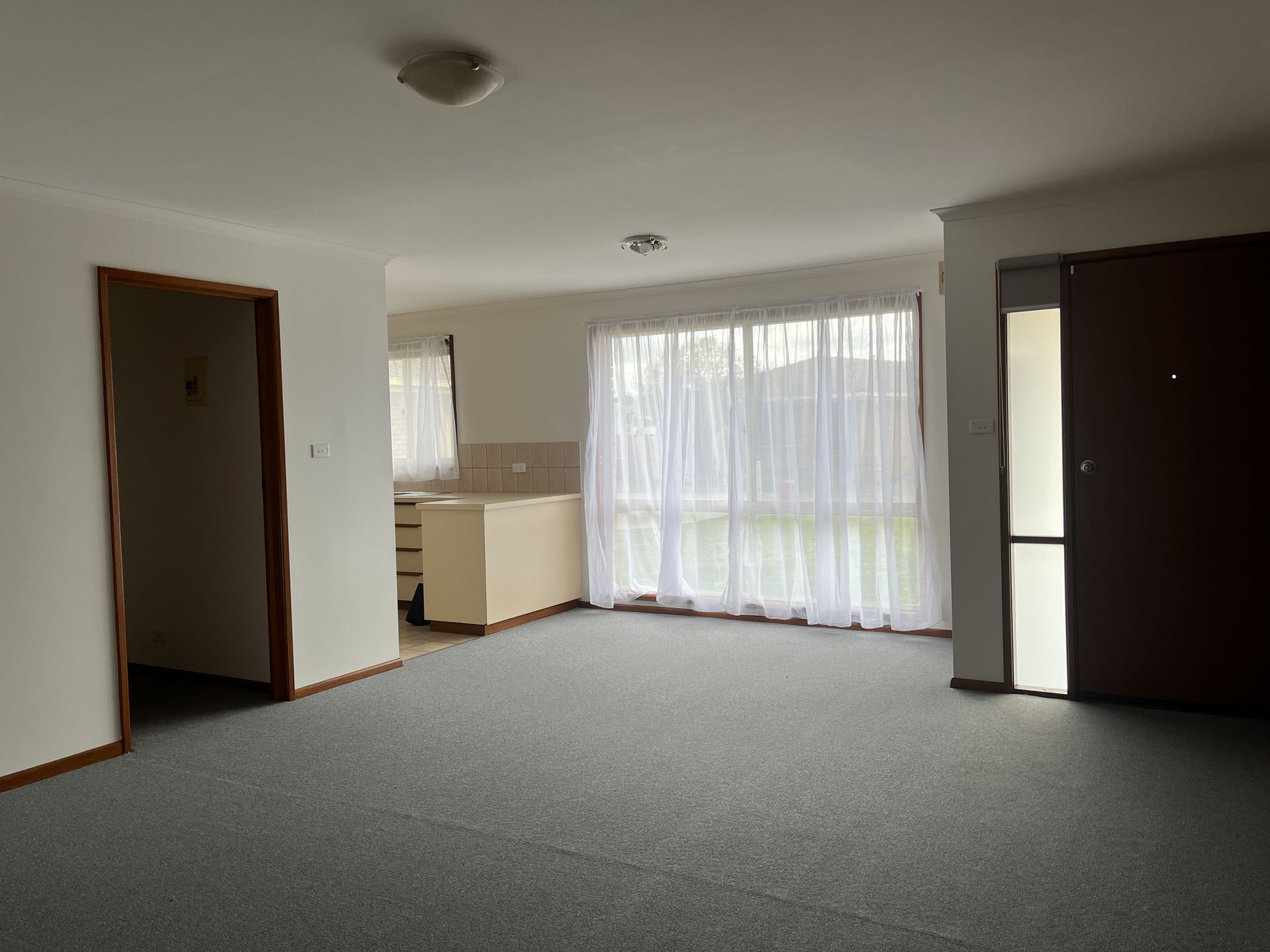 2 / 3-5 Boundary Road, Newcomb