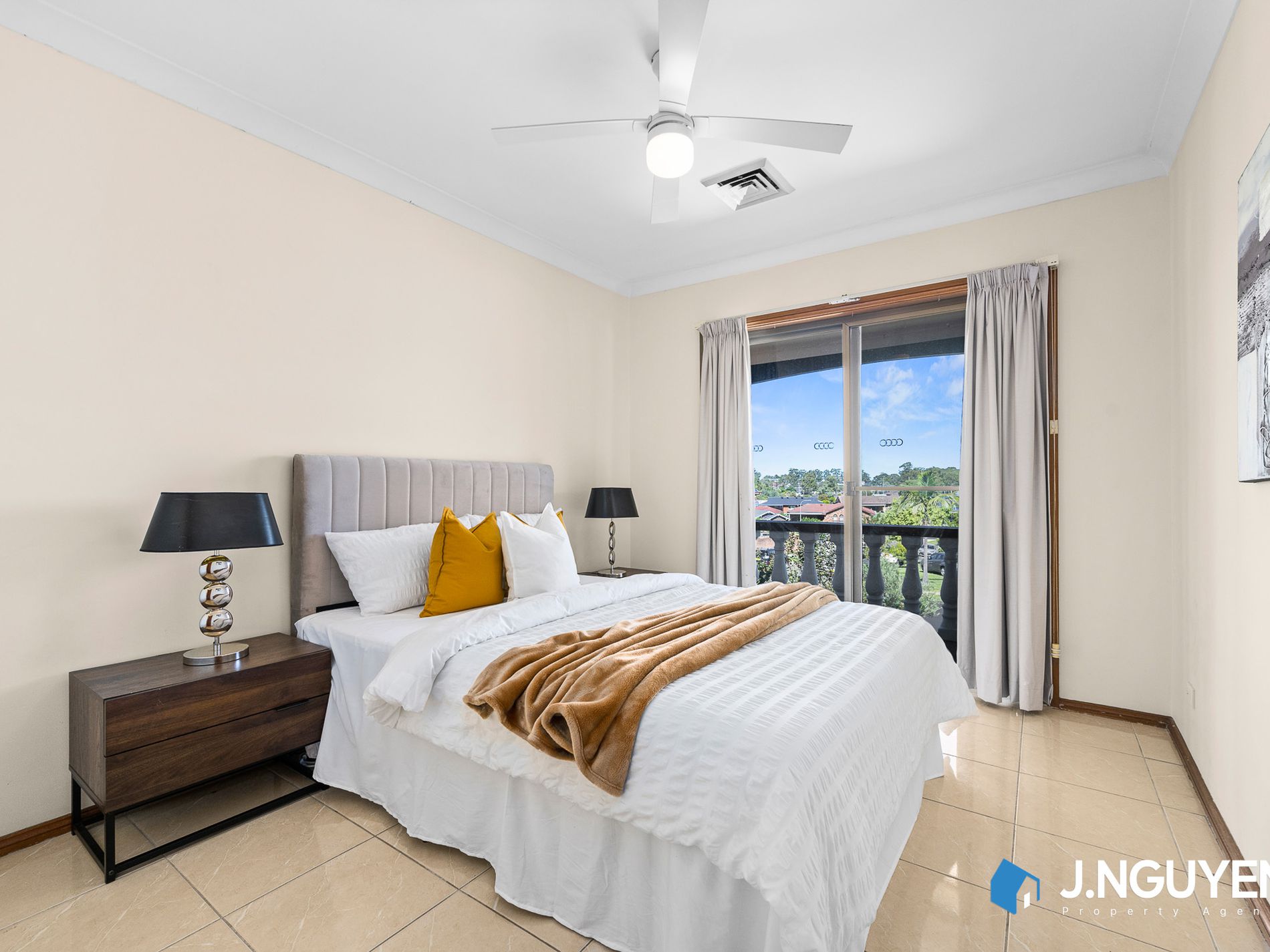 43 Oliveri Crescent, Green Valley