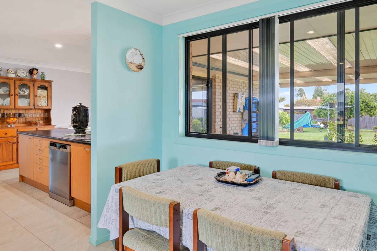 5 Mitchell Close, Coopernook