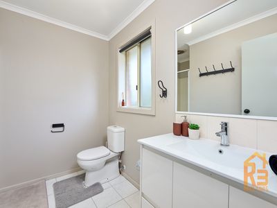 3A Gifford Close, Berwick