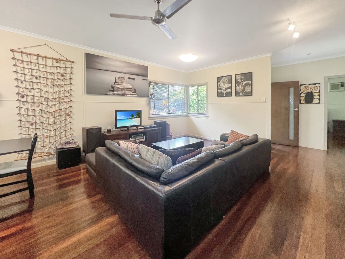 16 Irvine Street, Kairi