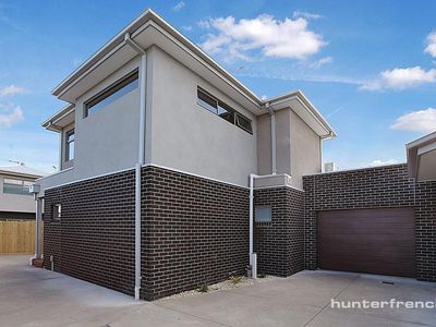 3 / 3 Marsh Street, Altona North