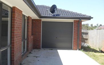 10 Natanya Drive, Pakenham