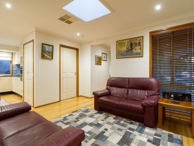 6 Anjaya Court, Frankston