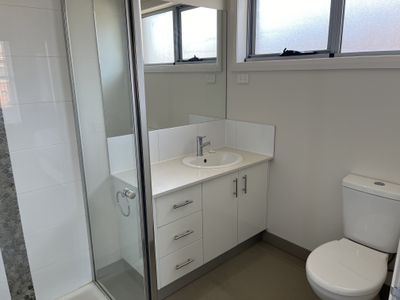 1 / 24 Clarence Street, Geelong West