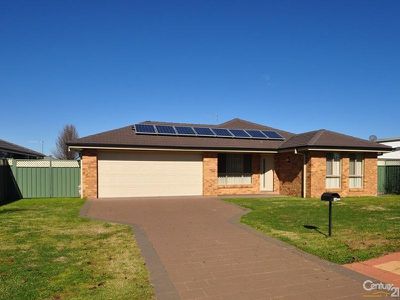 16 Lansdowne Drive, Dubbo