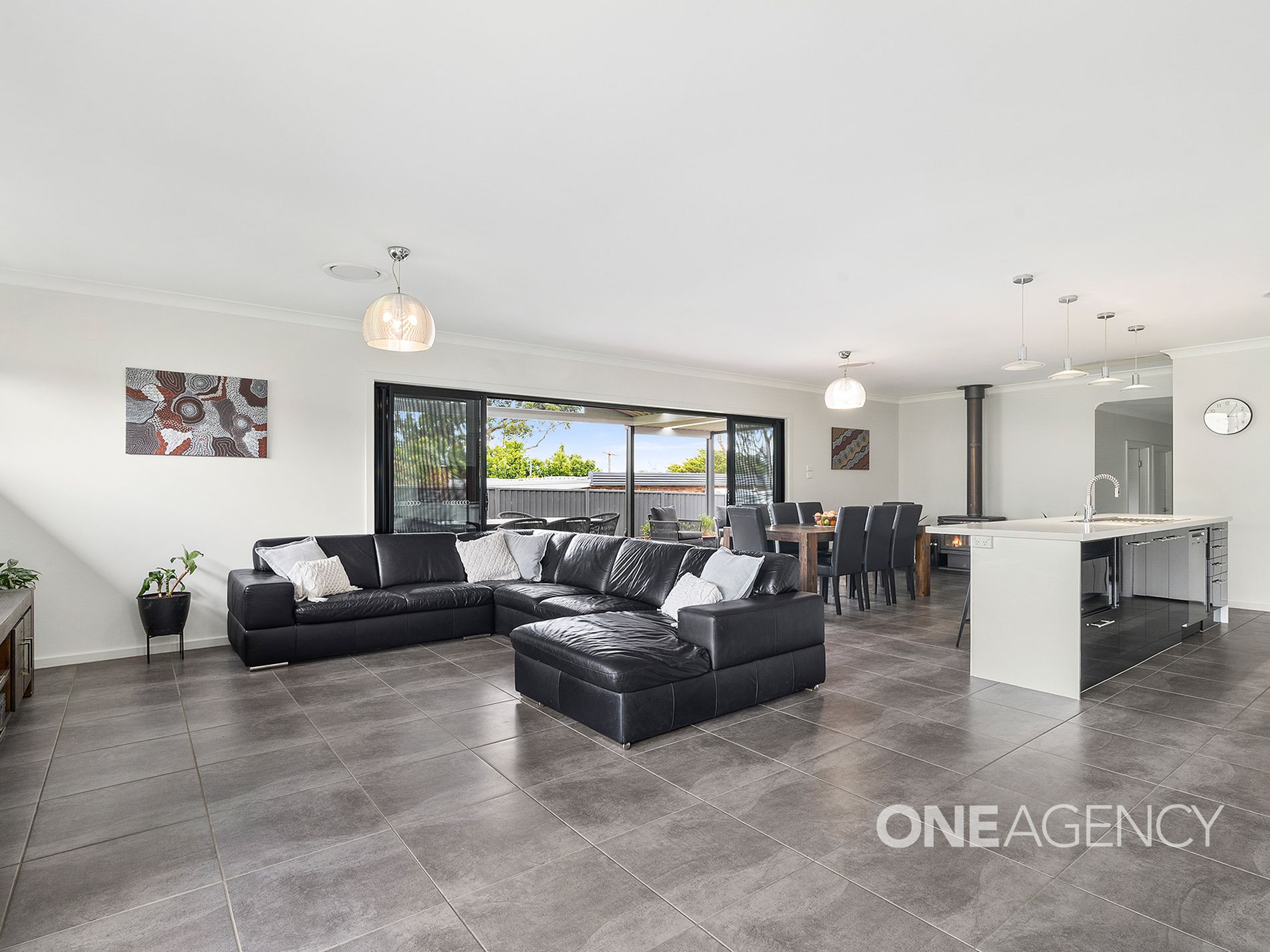 4 High Street, Erowal Bay