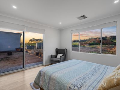 254 Guernsey Rise, Chittering